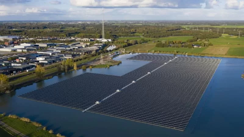 panneau photovoltaïque flottant